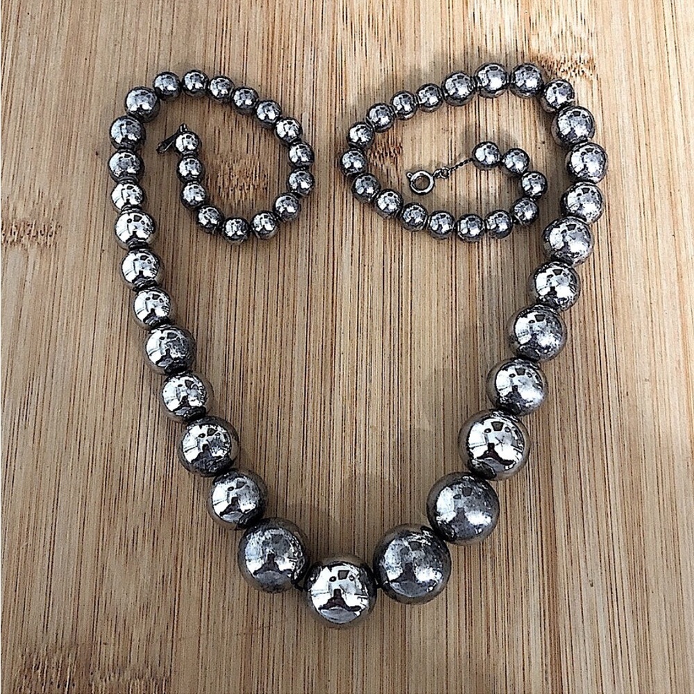 $468  Vintage 24" Graduated Sterling Bead Estate Necklace  Approximately 75 Gr. - Picture 2 of 5